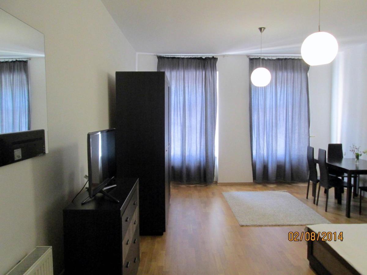 Apartment In The Centre Of Liov Cameră foto