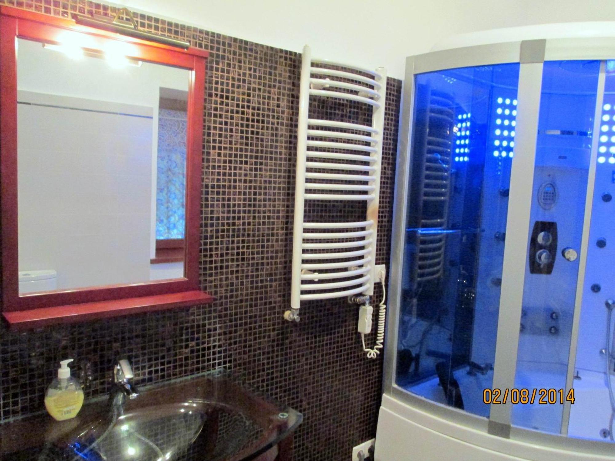 Apartment In The Centre Of Liov Exterior foto