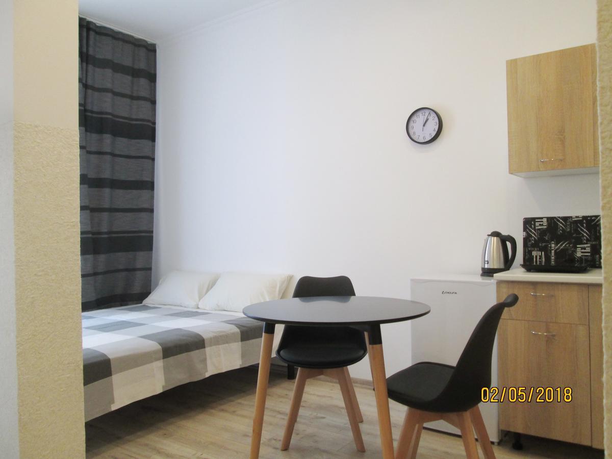 Apartment In The Centre Of Liov Exterior foto