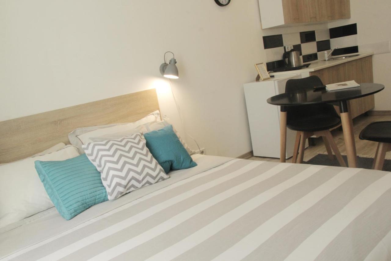 Apartment In The Centre Of Liov Exterior foto